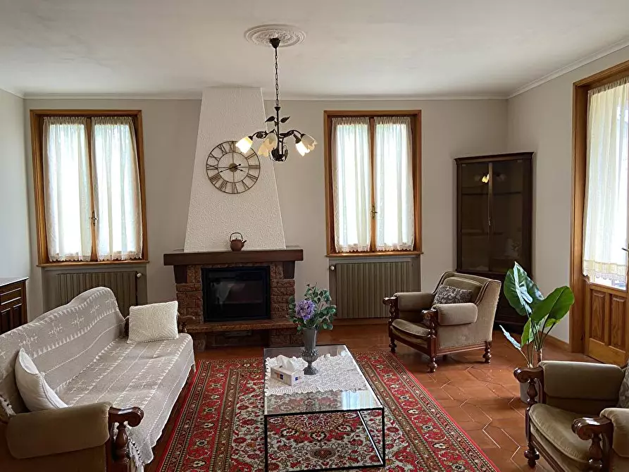 Immagine 4 di Appartamento in vendita  in Via Dante Alighieri 3 a Pellegrino Parmense