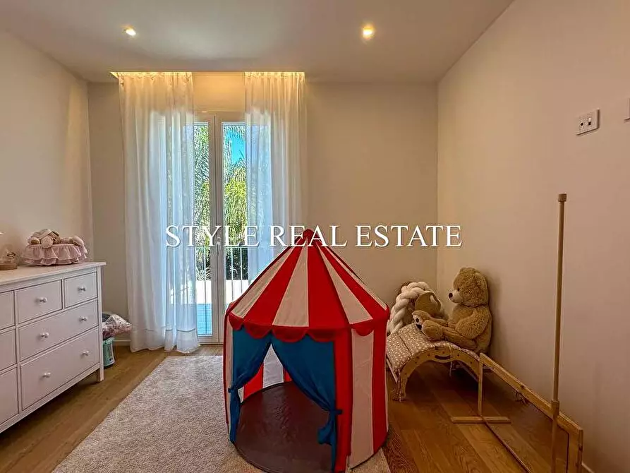 Immagine 25 di Villa in vendita  in Professore Lino Romano 25 a Siracusa