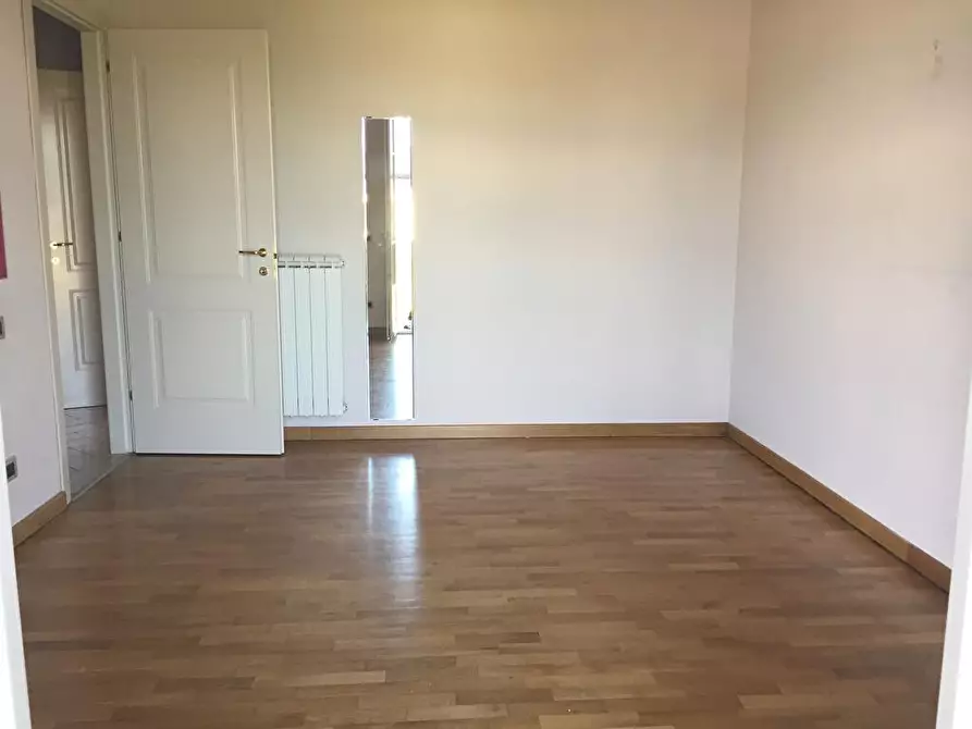 Immagine 4 di Villetta a schiera in affitto  in Via Villa Landi 501 a Lucca