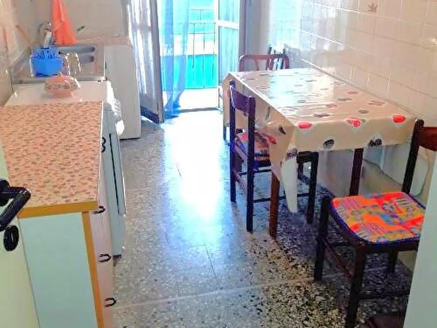 Immagine 1 di Bilocale in vendita  in VIA GHIZOLFO 13 a Rapallo