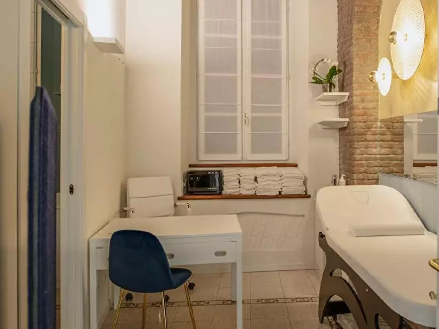 Immagine 4 di Ufficio in affitto  in Via Cerva 16 a Milano