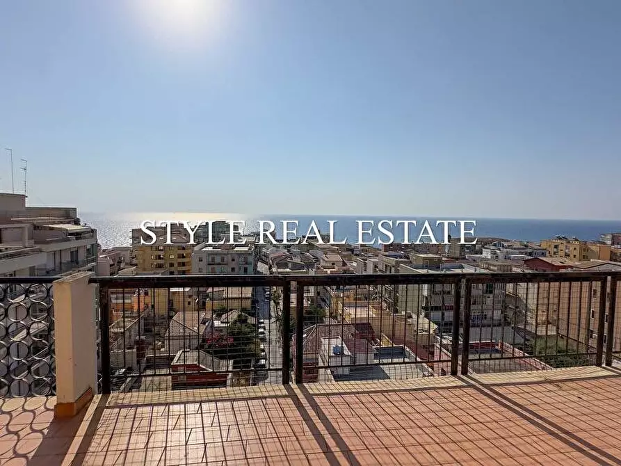 Immagine 11 di Appartamento in vendita  in Viale Tunisi 53 a Siracusa