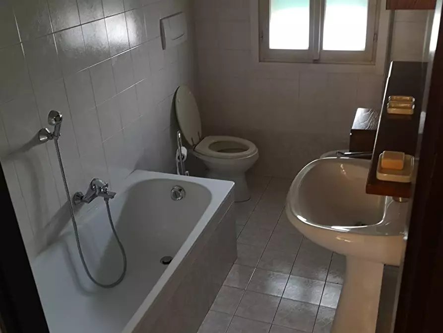 Immagine 4 di Casa indipendente in affitto  in Via Ca' Zuliani 7 a Venezia