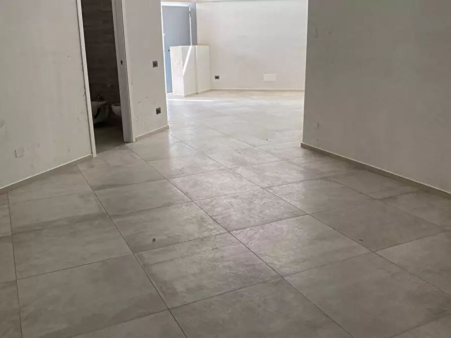 Immagine 2 di Attività commerciale in vendita  in Via Don Luigi Sturzo  78/b a Andria