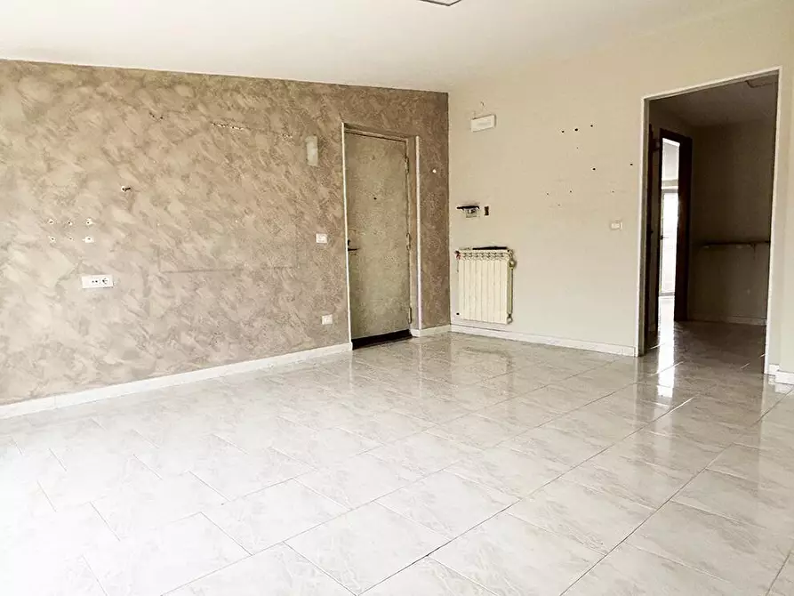 Immagine 2 di Appartamento in vendita  in Via Lago Patria 130 a Giugliano In Campania