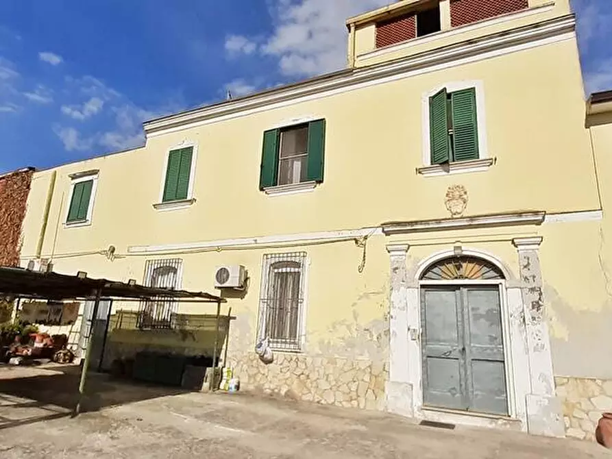 Immagine 1 di Villa in vendita  in SV Filigheddu 10 a Sassari