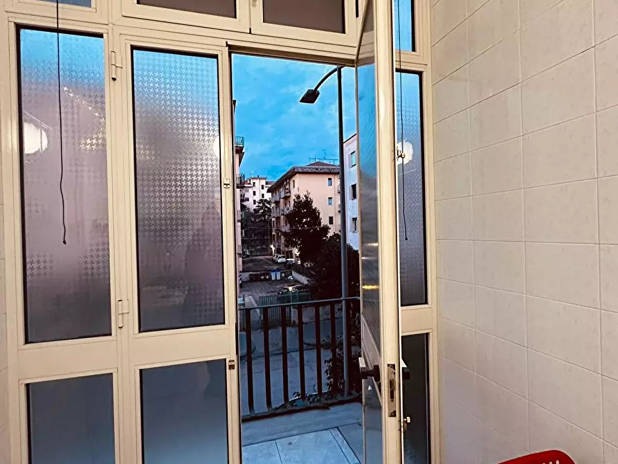 Immagine 6 di Appartamento in affitto  in viale Mellusi  58 a Benevento