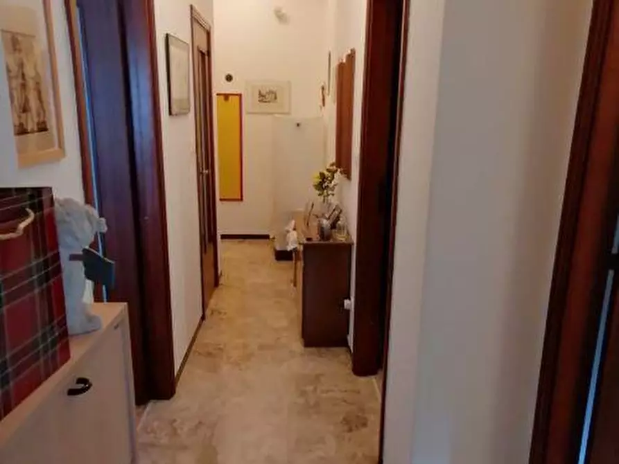 Immagine 5 di Bilocale in vendita  in VIA PRIVATA RATTO 6 a Rapallo