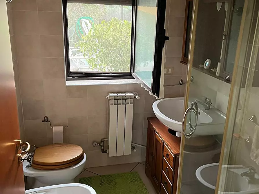 Immagine 4 di Villetta a schiera in vendita  in Via Salicuneta  1 a Castelnuovo Cilento