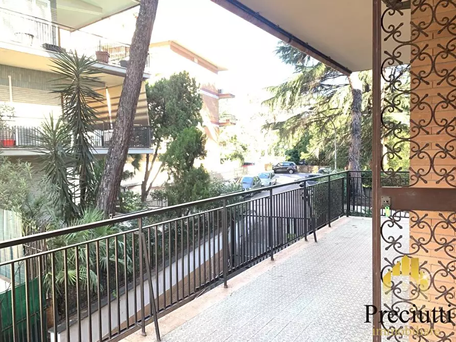 Immagine 20 di Appartamento in vendita  in VIA RAFFAELE FABRETTI 19 a Roma