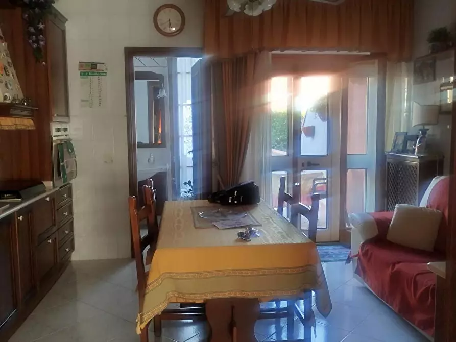 Immagine 10 di Villa in vendita  in Via Francesco Como 6 a Taranto