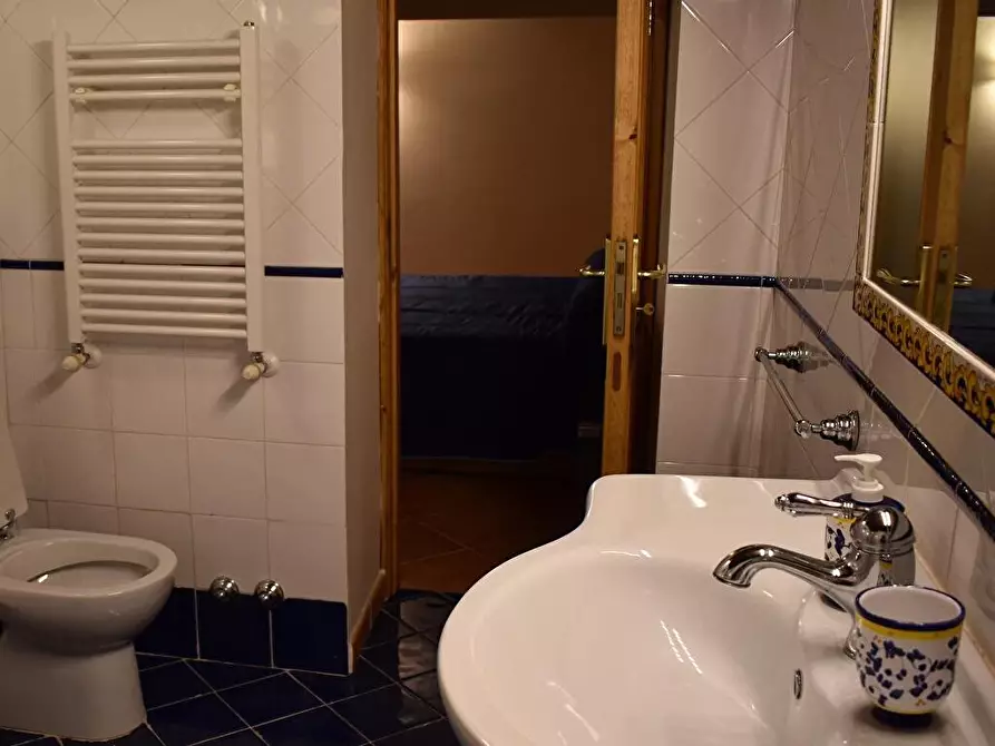 Immagine 12 di Casa vacanze in affitto  in Via San Biagio dei librai  78 a Napoli