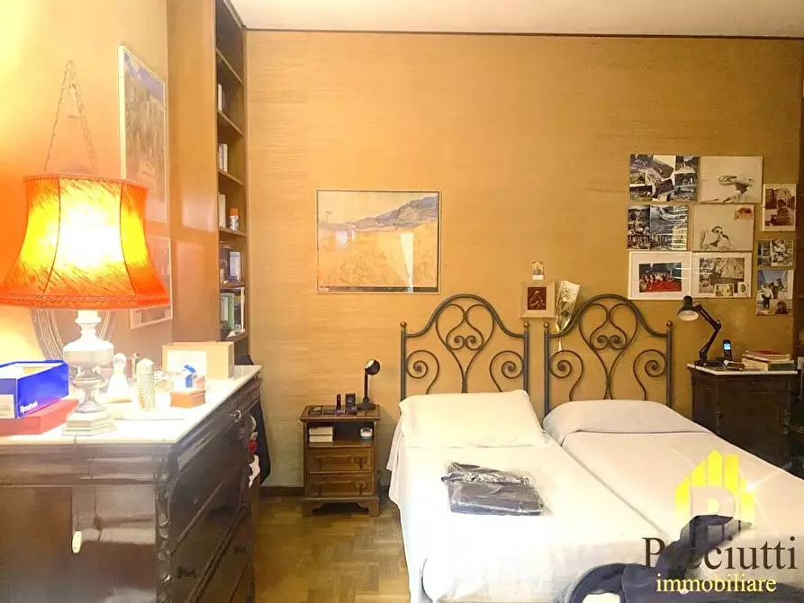 Immagine 10 di Appartamento in vendita  in VIA ANTONIO SOGLIANO 20 a Roma