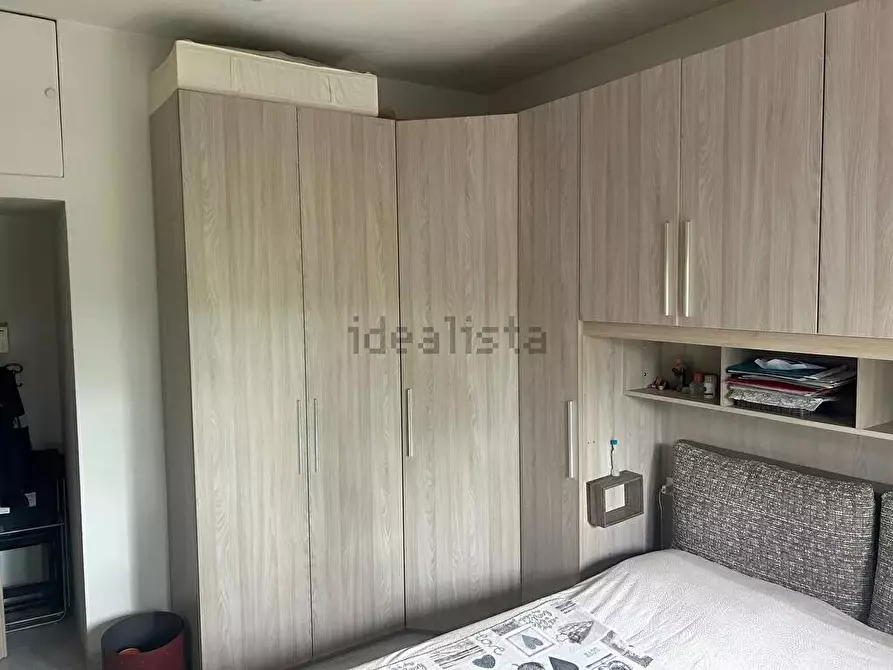 Immagine 3 di Abitazione tipica in vendita  in via alcide de gasperi 27 a Muggiò