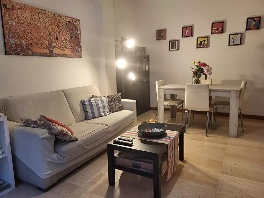 Immagine 2 di Abitazione tipica in affitto  in viale Massenzio Masia 20 a Como