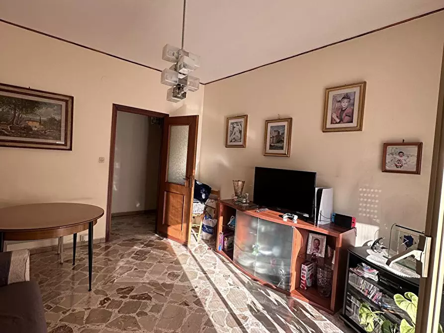 Immagine 3 di Appartamento in vendita  in Largo Enrico Perri 1 a Palermo
