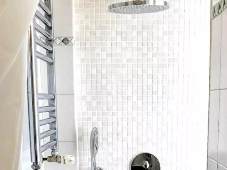 Immagine 2 di Appartamento in affitto  in via Acerenza 9 a Milano