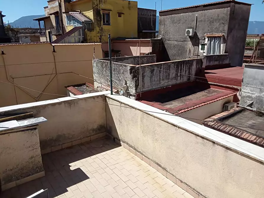 Immagine 3 di Casa semindipendente in vendita  in Corso Umberto I 14 a Sarno