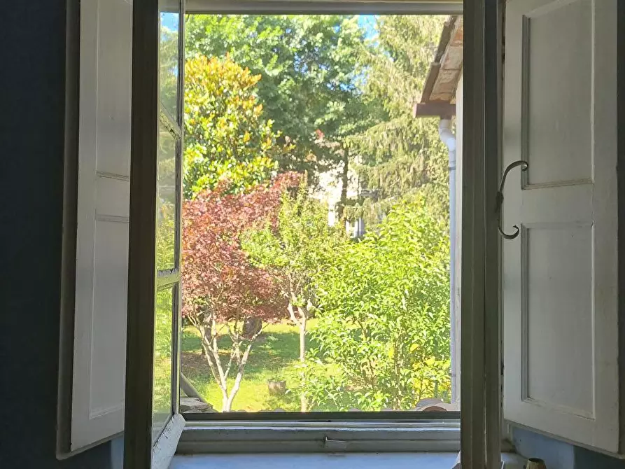 Immagine 8 di Camera in affitto  a Pescaglia