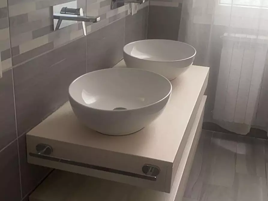 Immagine 11 di Appartamento in affitto  a Potenza