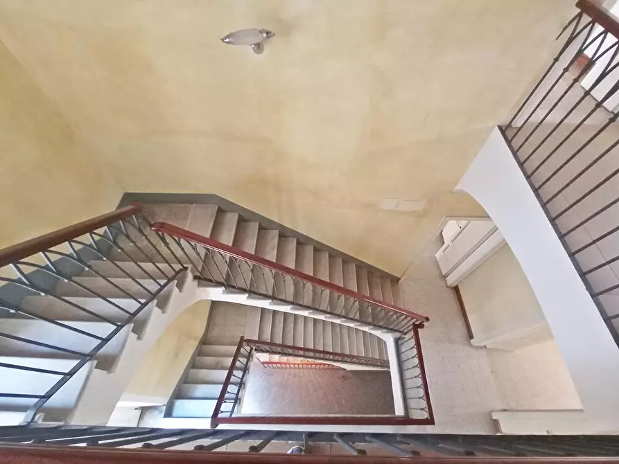 Immagine 18 di Palazzo in affitto  in Via Spano 11 a Sassari