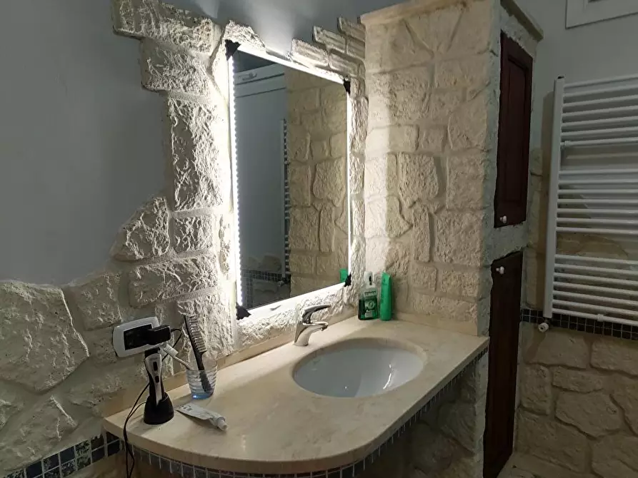 Immagine 13 di Porzione di villa in affitto  in Via macchia dello sterparo  64 a Frascati