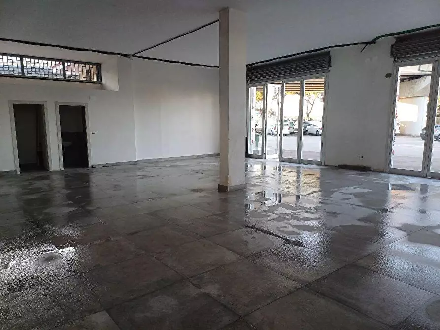 Immagine 5 di Locale commerciale in affitto  in via lucania 1 a Melito Di Napoli