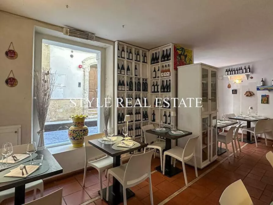 Immagine 26 di Bar / Ristorante in vendita  in Via Giuseppe Maria Capodieci 6 a Siracusa