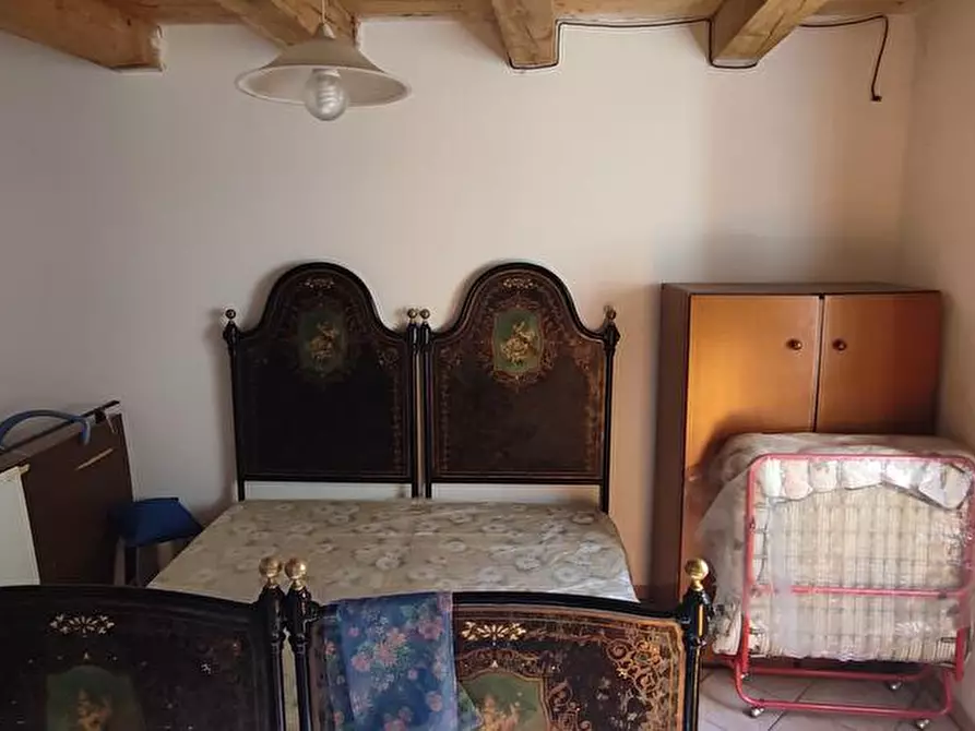 Immagine 10 di Abitazione tipica in vendita  in Frazione campodonico  15 a Fabriano