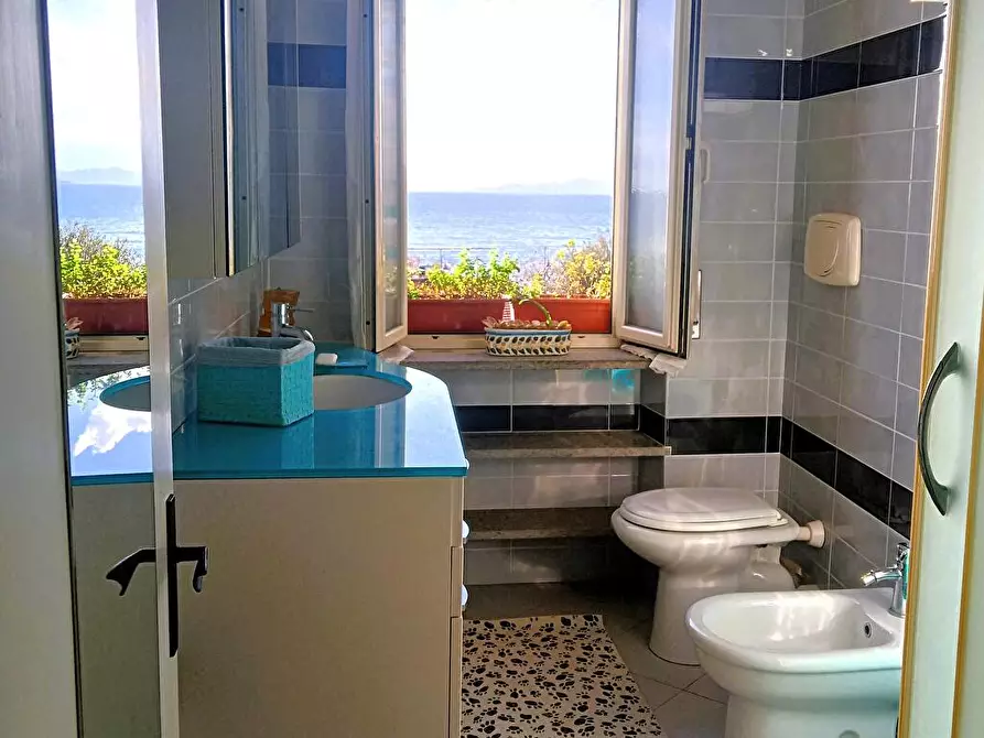 Immagine 9 di Appartamento in vendita  in via Serri 40 a Follonica