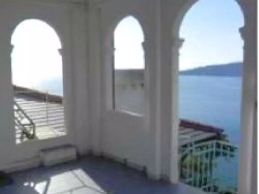 Immagine 2 di Villa in vendita  in VIA AURELIA 237 a Zoagli