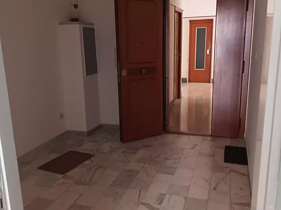 Immagine 10 di Ufficio in affitto  in via guercio 202 a Salerno