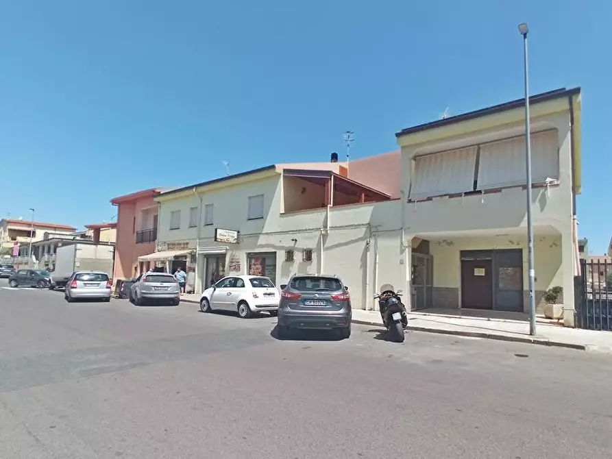 Immagine 3 di Locale commerciale in vendita  in Via bruno 5 a Sassari