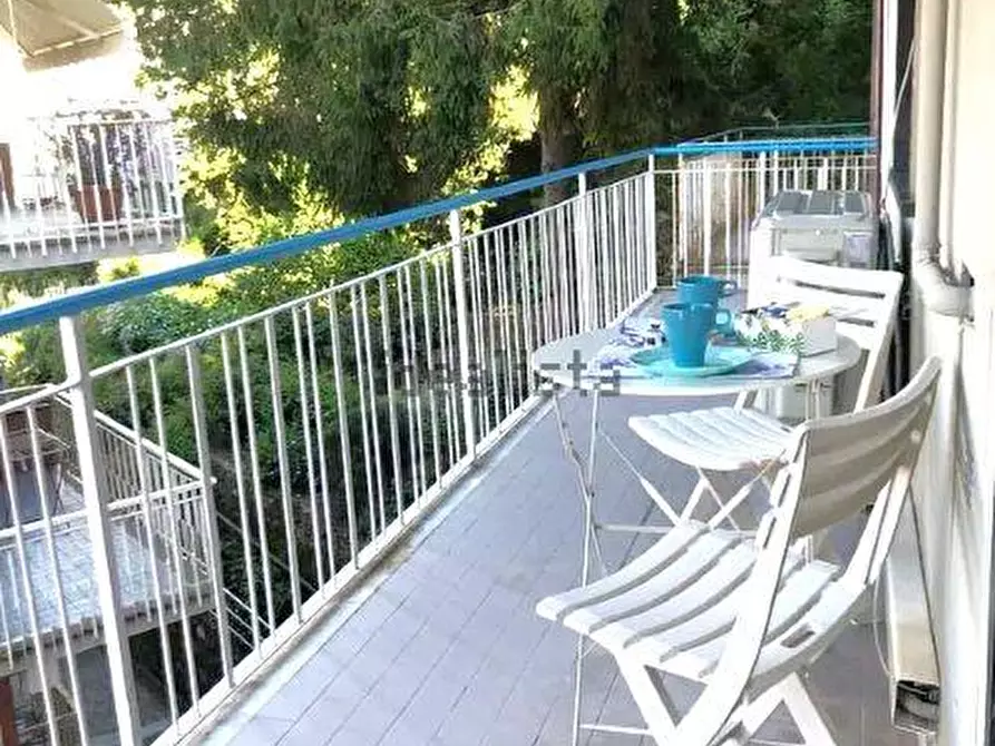Immagine 4 di Bilocale in vendita  in VIA PRIVATA DEI GLICINI 7 a Rapallo