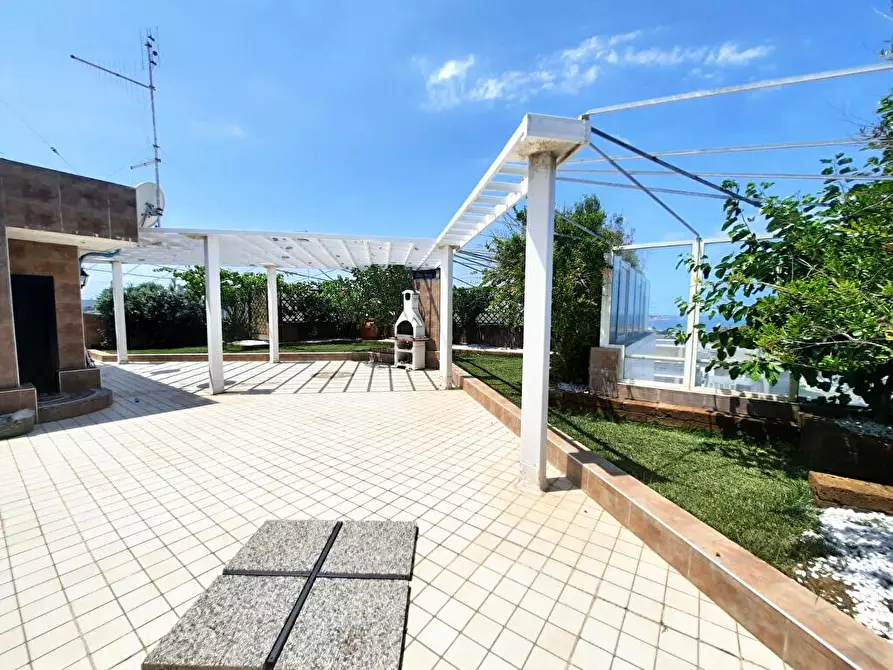 Immagine 18 di Attico in vendita  in via perosi a Bari