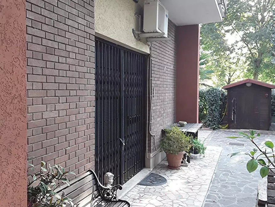 Immagine 3 di Magazzino in affitto  in Piazza Gasparini  6 a Carpi