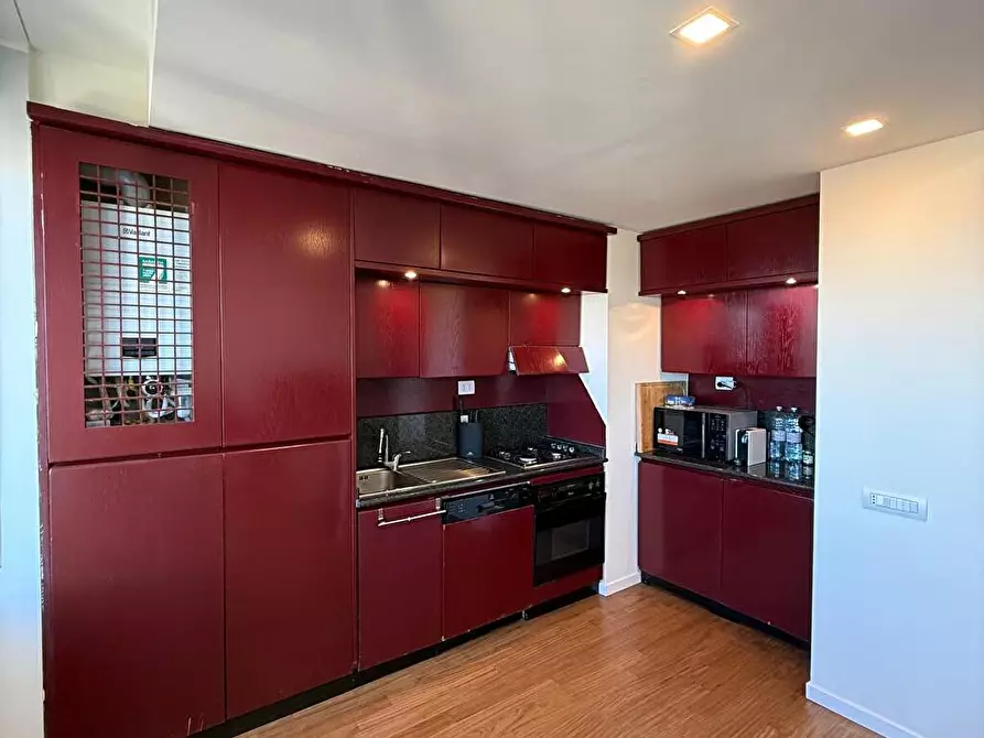 Immagine 11 di Abitazione tipica in vendita  a Milano