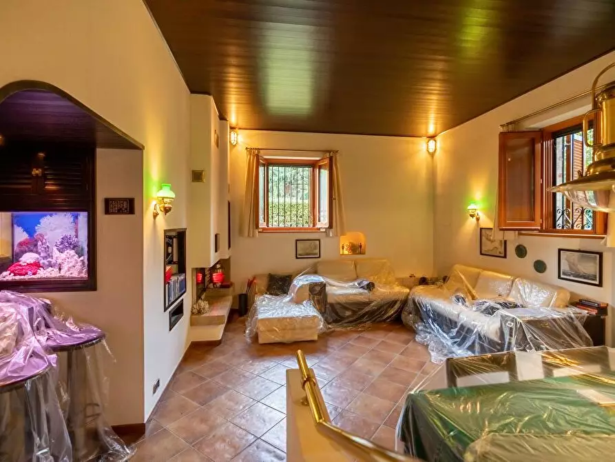 Immagine 10 di Casa indipendente in vendita  in Via Delfico snc a Roseto Degli Abruzzi