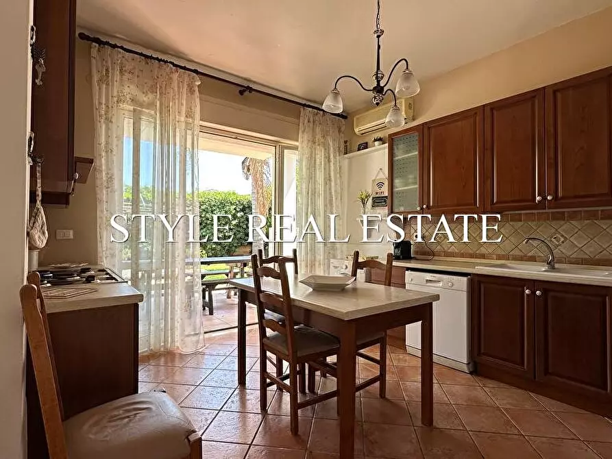 Immagine 8 di Villa in vendita  in Via Mar Tirreno 2 a Siracusa