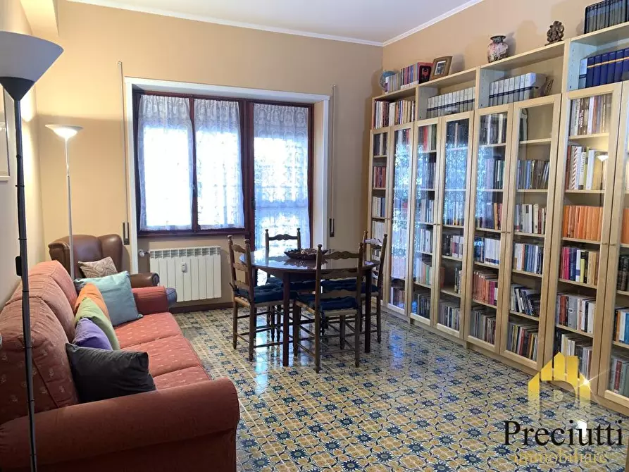 Immagine 15 di Appartamento in vendita  in VIA RAFFAELE FABRETTI 19 a Roma