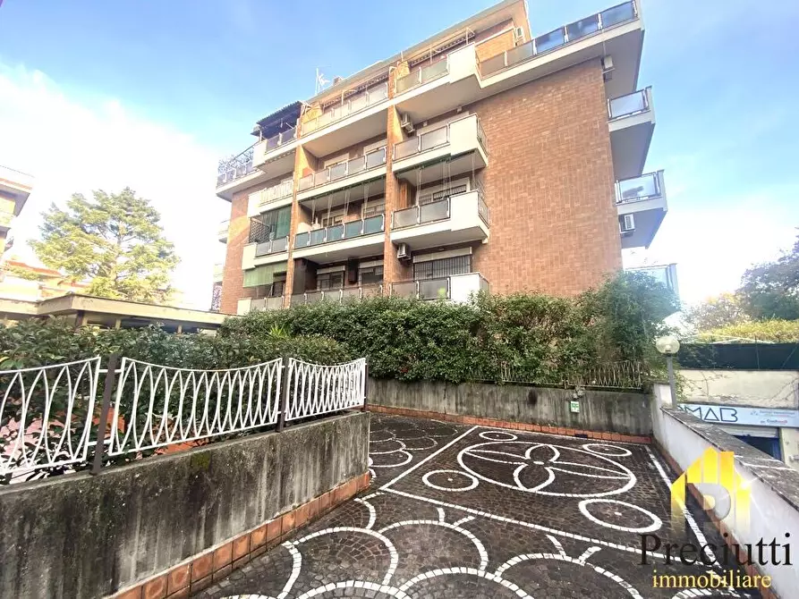 Immagine 30 di Appartamento in vendita  in VIA ANTONIO SOGLIANO 20 a Roma