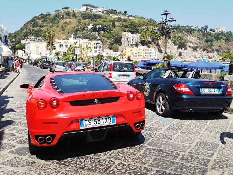 Immagine 10 di Attività commerciale in affitto  in Corso Angelo Rizzoli 35 a Lacco Ameno