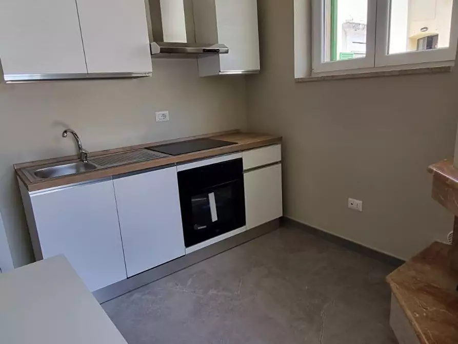 Immagine 3 di Appartamento in affitto  a Acquaviva Delle Fonti