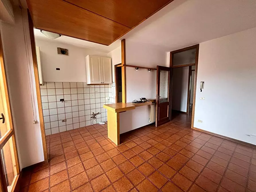 Immagine 3 di Appartamento in vendita  a Cascina