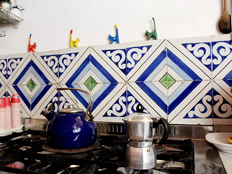 Immagine 13 di Camera in affitto  in Via Argenteria  19 a Palermo