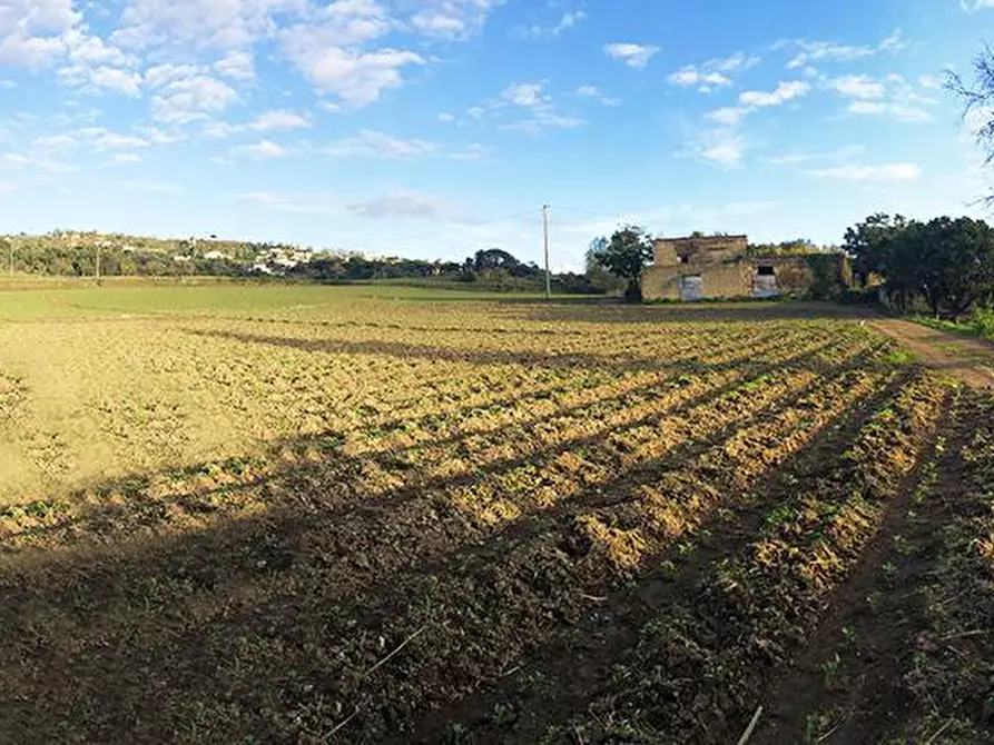 Immagine 20 di Stabile in vendita  in Via Cigliano snc a Pozzuoli