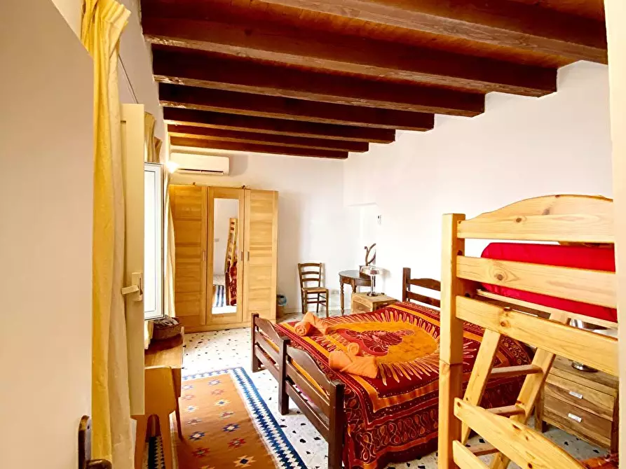 Immagine 8 di Camera in affitto  in Via Argenteria  19 a Palermo