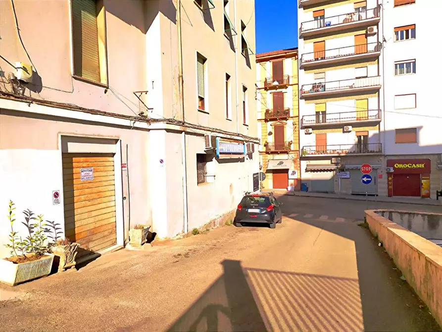 Immagine 3 di Locale commerciale in affitto  in Via Vittorio Veneto 55 a Cosenza