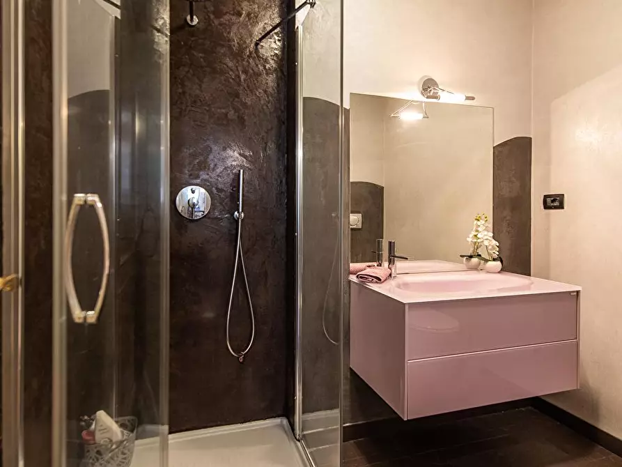 Immagine 10 di Appartamento in vendita  in Via Piffettil 11 a Torino