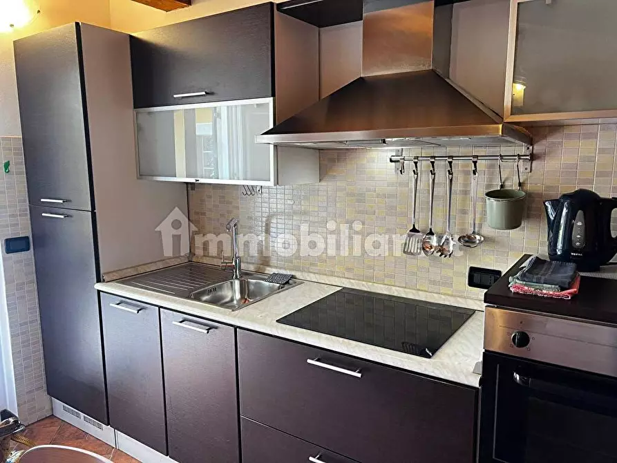 Immagine 2 di Appartamento in affitto  in via  campagna 18 a Leggiuno